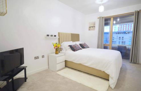 Royal Docks Modern Retreat Eddington Court Sleeps 5 - Foto 9