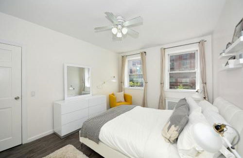 Amazing 4 BR 1 BTH Laundry Dishwasher, June To Aug 90 Days Stay Required - Foto 4