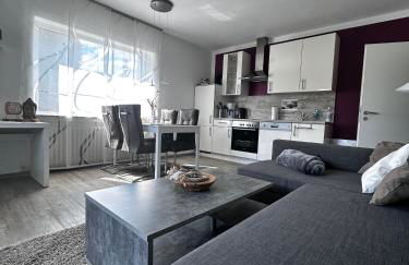 4 Sterne Ferienwohnung Schlossblick Sauna Pool Whirlpool pri - Foto 36