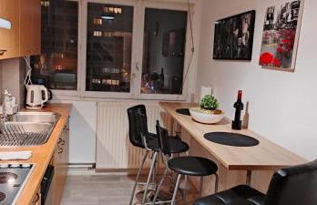 Appartement Lille WIFI Parking by Servallgroup - Foto 9