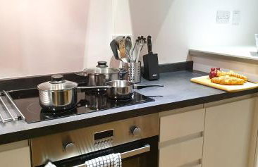 Northampton 2 Bedroom Town Centre Apartment close to University, Hospitals, Brackmills - Foto 15