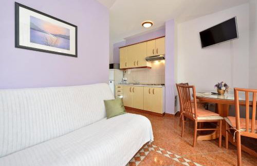 Villa Zdenka with heated pool - Photo 58