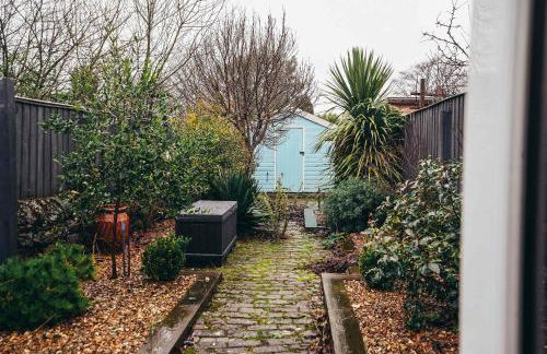 A Lovely Family Cottage in Belper - Photo 37