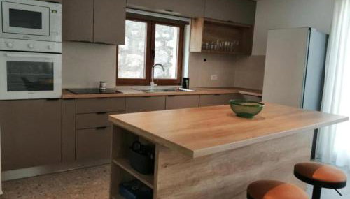 House Serenity with Pool - Foto 5