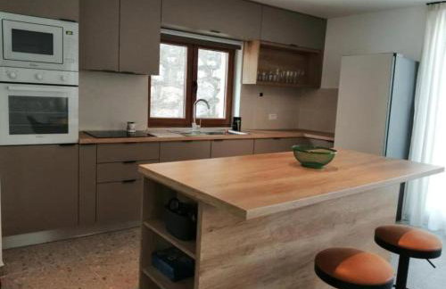 House Serenity with Pool - Foto 5