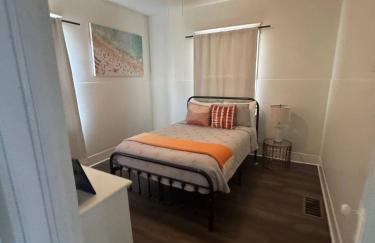 Downtown Location W Patio plus Washer and Dryer - Foto 1