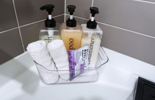 Seaside Retreat 1BD Lux King in Southeast Jax - Foto 11