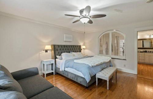 Single Story Fully Fenced Pet Friendly Bungalow in the Arts District - Foto 11