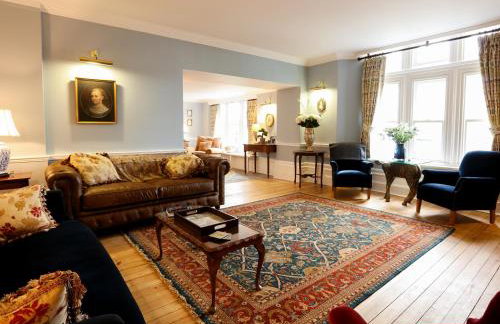 Ridge Hall - Photo 15