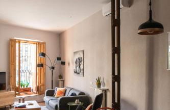 Luxury Apartment near Royal Palace - Photo 18