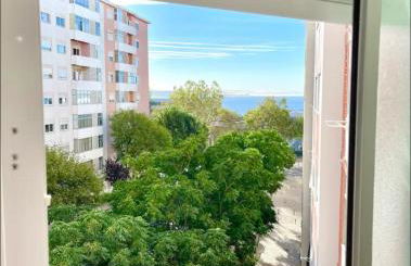 Atlantic Vista, sunny and steps from the beach - Foto 1