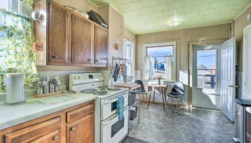 Walk to Restaurants and Dtwn Hettinger Apt with Yard - Foto 1