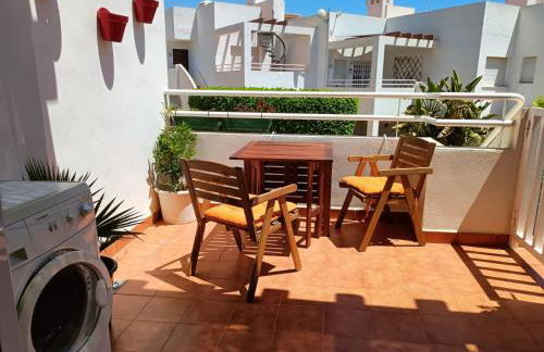 Precioso apartamento con piscina y garage - Foto 69