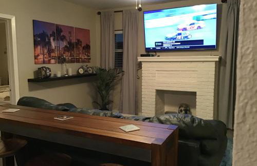 Modern 3/1 house close to Beaches and Midtown - Foto 1