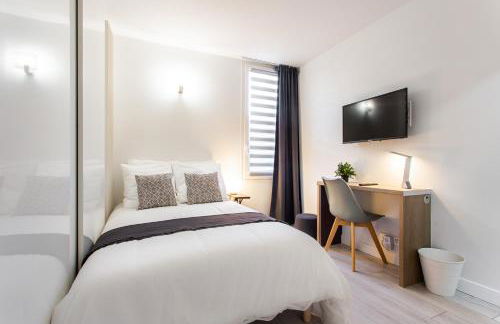 D&E - PARIS-DISNEY - HOLIDAYS APARTMENT - APPARTEMENT DE VACANCES - 5 CHAMBRES- 5 SDB - 5 BEDROOMS - 5 BATHROOMS - Netflix - Foto 31