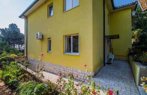 Apartments Anita near Opatija with private parking - Photo 25