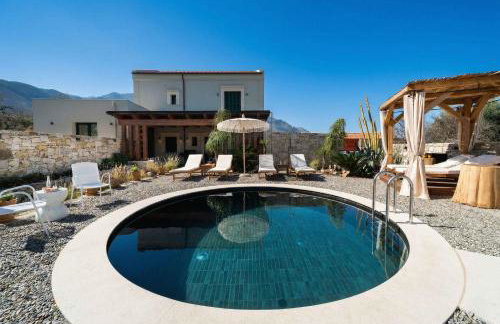 SunKeramos Retreat - "Free" Heated Pool Private Villa - Foto 4