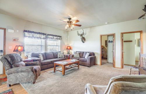 20 Mi to Taos Ski Valley Secluded Mtn-View Cabin! - Foto 3