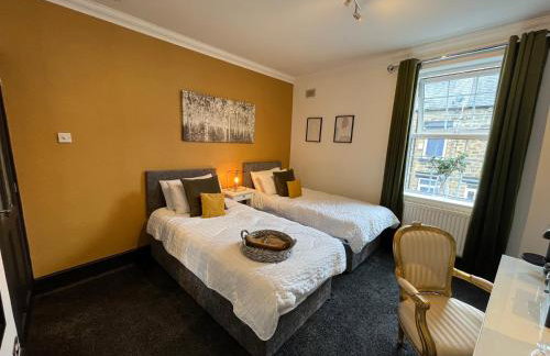 Contemporary & Chic inner terrace 5 mins from Barnsley town centre - Foto 10