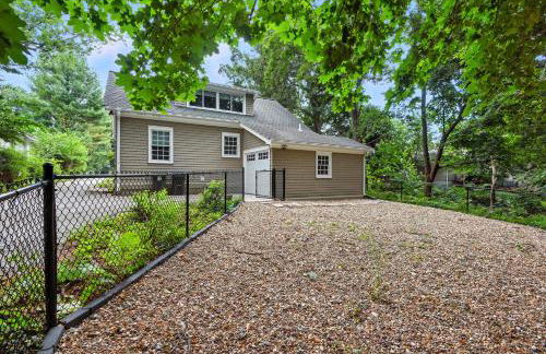 Charming Manville Heights Cottage Retreat home - Foto 36