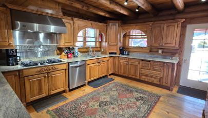 Coopers Run Five Bedroom Log Home with Hot Tub Pool Table and Views - Foto 4