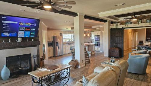 Huge 3k SQ FT Waterfront Home - Foto 5