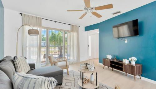 The Modern Palms few mins from Downtown Tampa Ybor city - Foto 4