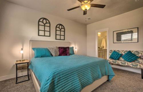 College Station Townhome with Furnished Patio! - Foto 13