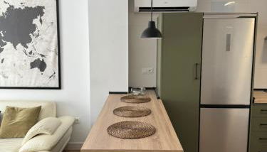 Plaza Victoria Apartments - Photo 4