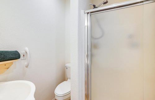 Spring-Fed Soaking Tub! Lush Central Oregon Haven - Foto 16