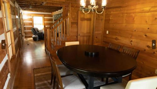 Serene Bourbon Cabin - Foto 2