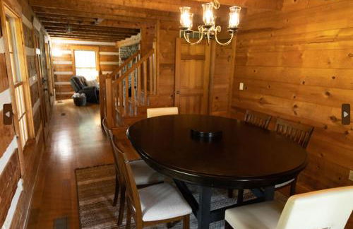 Serene Bourbon Cabin - Foto 2