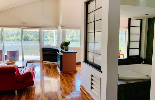 Silkwood Estate - Photo 2