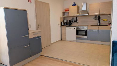 Zentrumsnahe, ruhige Souterrainwohnung AlBaggers - Foto 4, stove, dishwasher, minibar