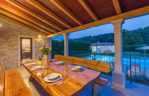 Spacious Villa Nikka with Beautiful Garden and Pool - Foto 24