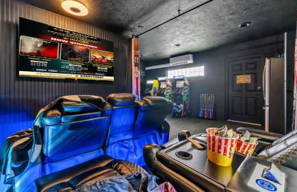 Lake, Pool, HotTub, Game Room, 8 Beds, Sleeps 17 - Foto 74