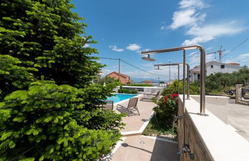 Apartments Brico - Heated Pool - Foto 4