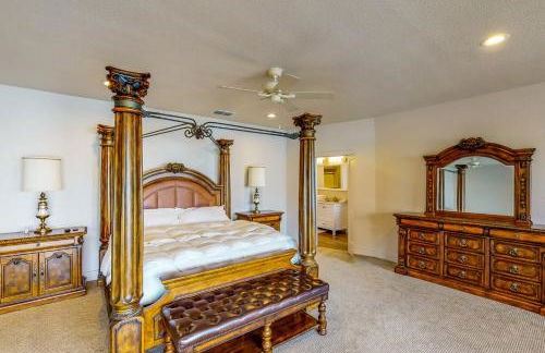 Hot Tub and Views Luxe Lake Bridgeport Retreat - Foto 16