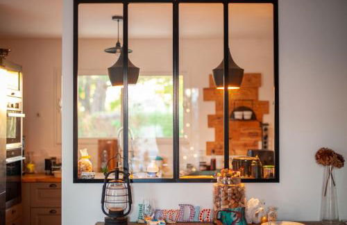 "LA VILLA DES HAUTES MERS" Villa 4 étoiles, 10 personnes, piscine privée chauffée, parc arboré, proche plage et marais - Foto 14