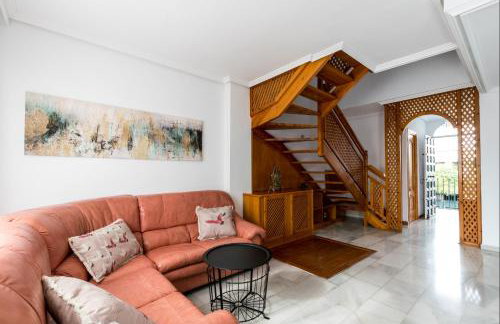 BeHouse Mairena - Photo 21