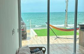 De frente para o mar com a comodidade de acesso as 5 suites climatizadas todas no Terreo - Foto 4
