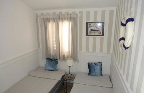 Little sea town apartment - Foto 12