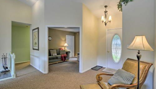 Anderson Island Retreat with Lakefront Deck and Canoe! - Foto 5