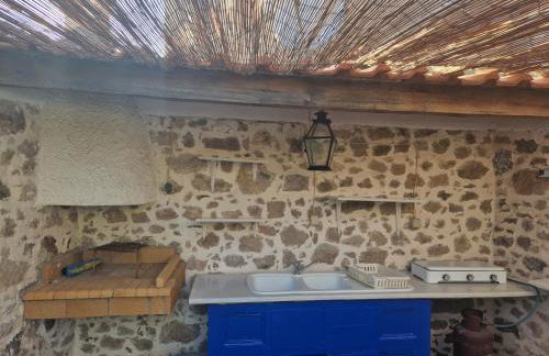 Lesvos Traditional Preserved House - Photo 25