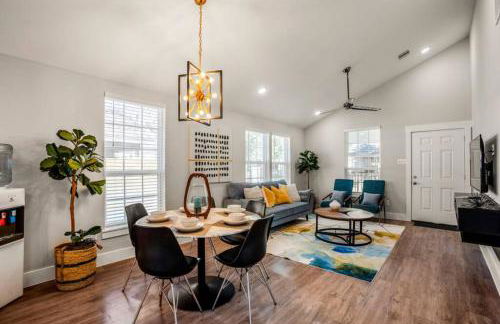 Pythagoras Place at East End Revitalized - Foto 1