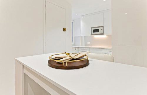 Spacious and Bright Apartment - Foto 38