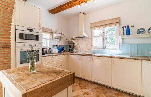 Gorgeous Home In Algodonales - Photo 7