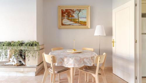 SeaBreezeHeaven - Sea View Apartment, Pool & Spacious Terrace with BBQ - 50m from Sant Pol Beach - Foto 2