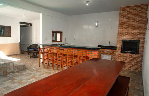 SUA CASA DE FÉRIAS 5 MINUTOS a pé do BETO CARRERO! - Foto 23