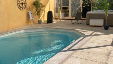 Chai Saint Jean COQUELICOT Piscine et SPA - Foto 1